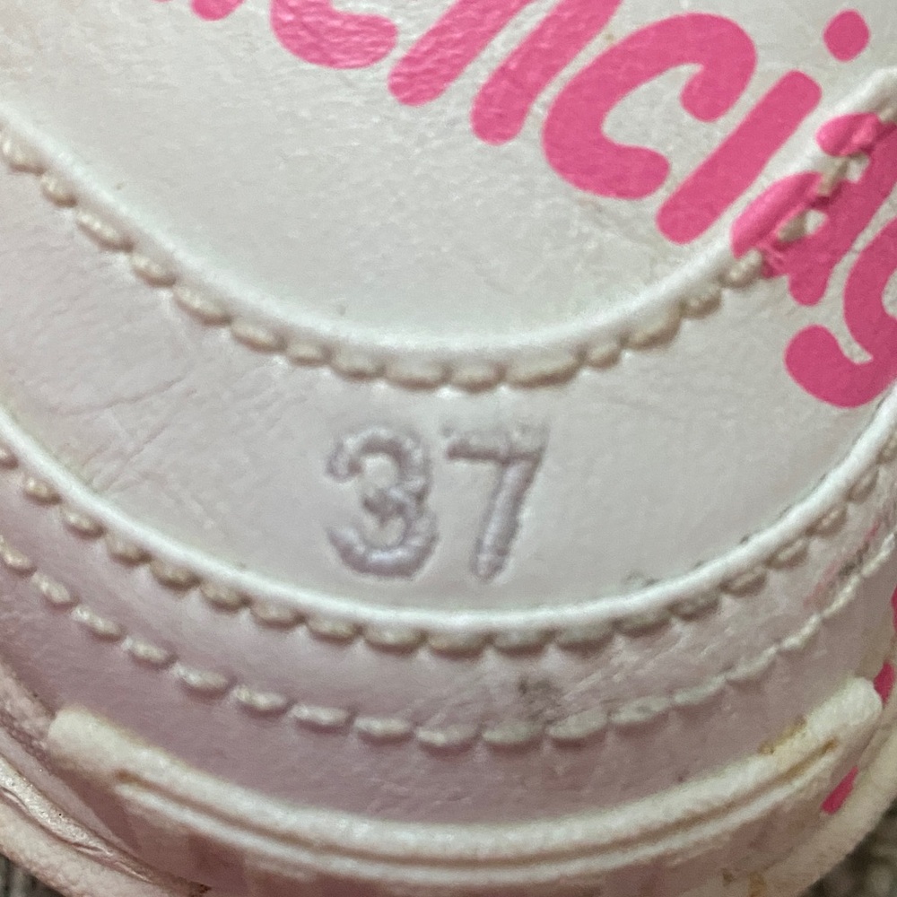 Balenciaga White Sneakers with Pink Logo Print - Picture 4 of 4